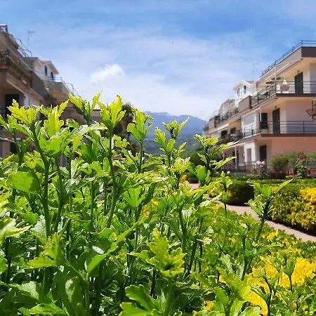 Apartment Al Giardino Sant'anna *