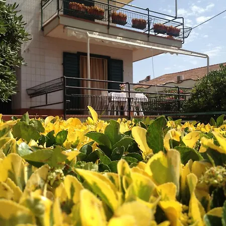 Al Giardino Sant'anna Apartment *