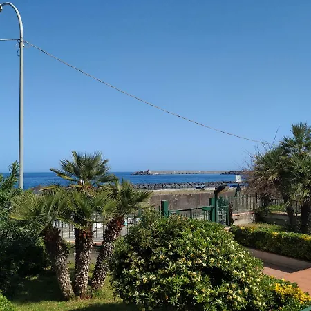 Apartment Al Giardino Sant'anna *